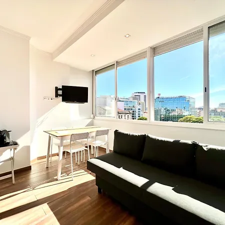 Out Saldanha Apartment Lisbon