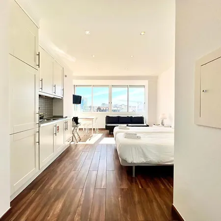 Estudio Novo Comodo Excelente Vista Lisbona